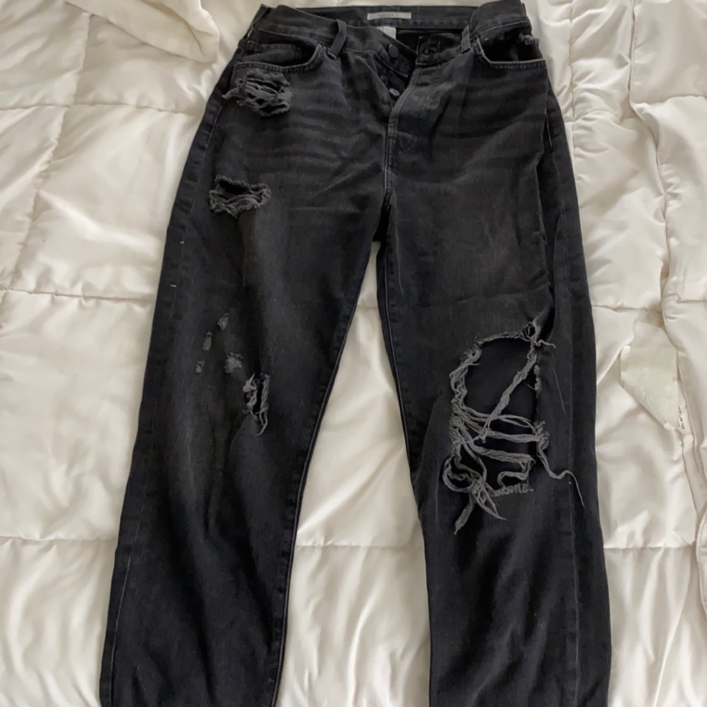 Forever 21 Black Ripped Boyfriend Jeans